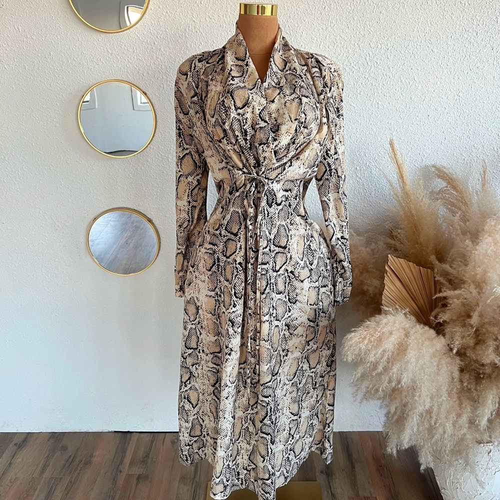 Chic Snake Print Long Coat